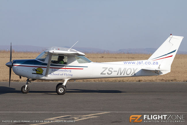 Cessna 152 ZS-MOX Rand Airport FAGM