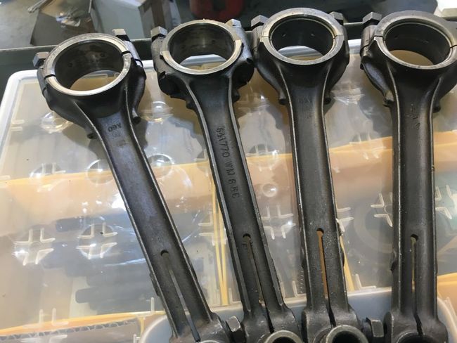 Connecting rods