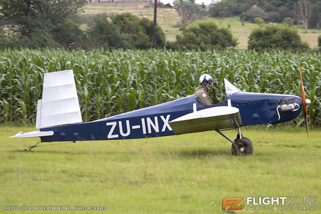 Evans VP-1 ZU-INX Circus Airfield