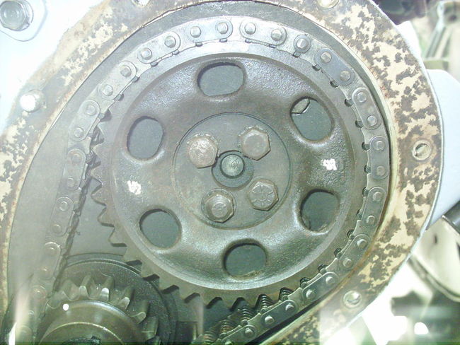 Camshaft trust punger