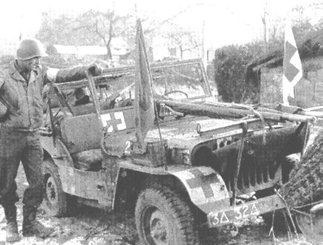 JeepMBGPW_Ambulance_32ArmReg3ArmDiv