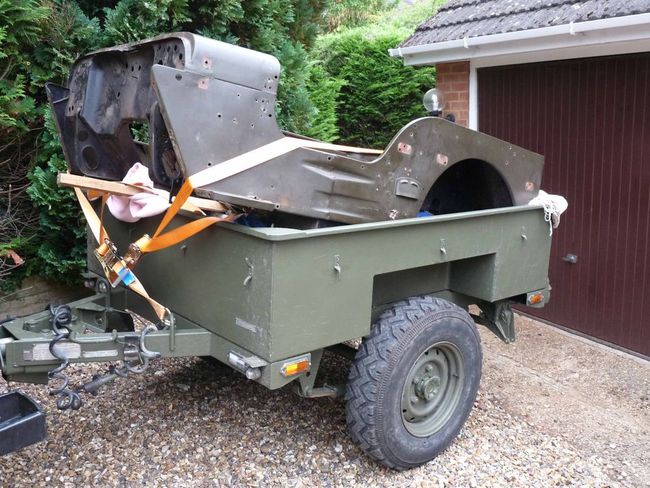Tub  and Sankey Trailer