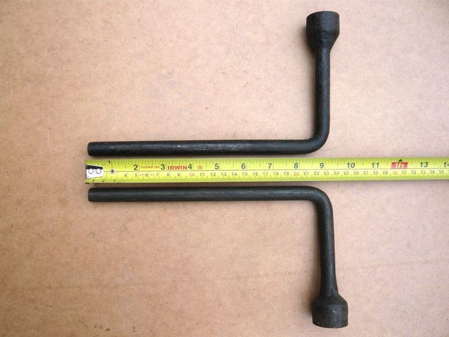 Lug_wrench_41_Ma