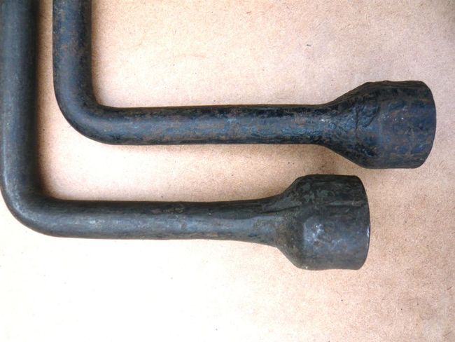 Lug_wrench_41_Mc
