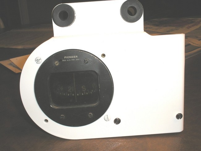M3A1_Compass_brkt_