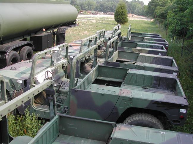 M998