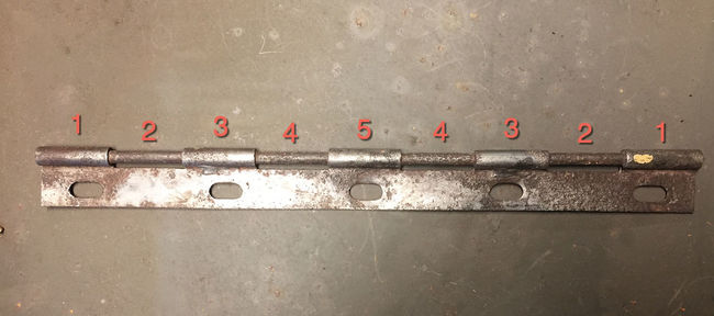 MB_slat_hinge