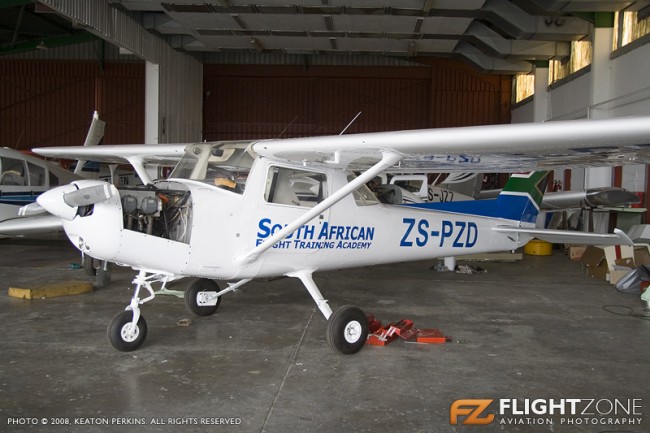 Cessna 152 ZS-PZD Rand Airport FAGM