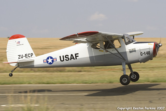 Cessna 140 ZS-ECP Parys Airport FAPY