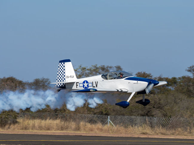 ZU-FLV RV7
