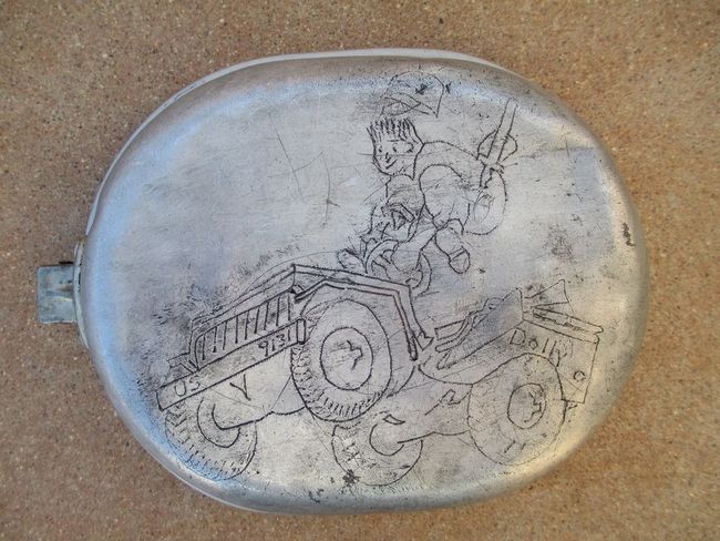 Messkit_with_Jeep_Trench_Art1