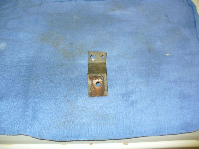 oil filter bracket