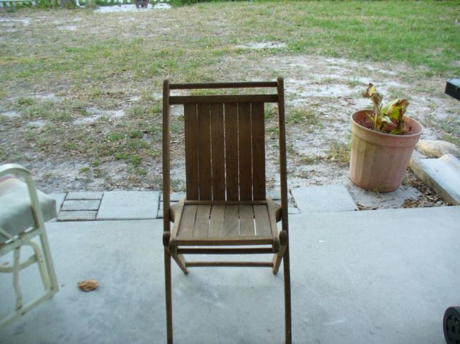 peerless folding chair