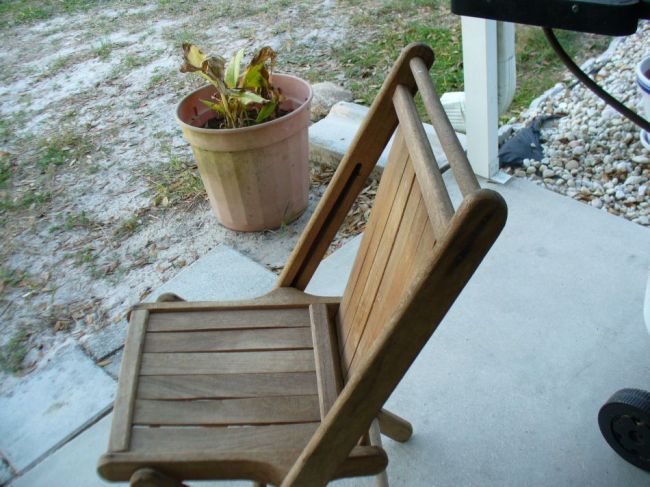 peerless folding chair