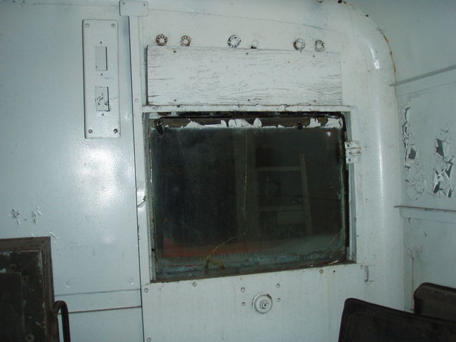 aaf trailer interior3