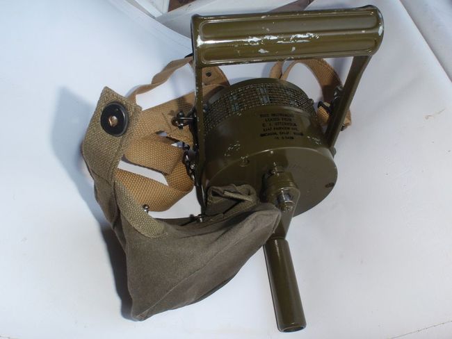 Federal Air Raid Hand Crank Siren WWII