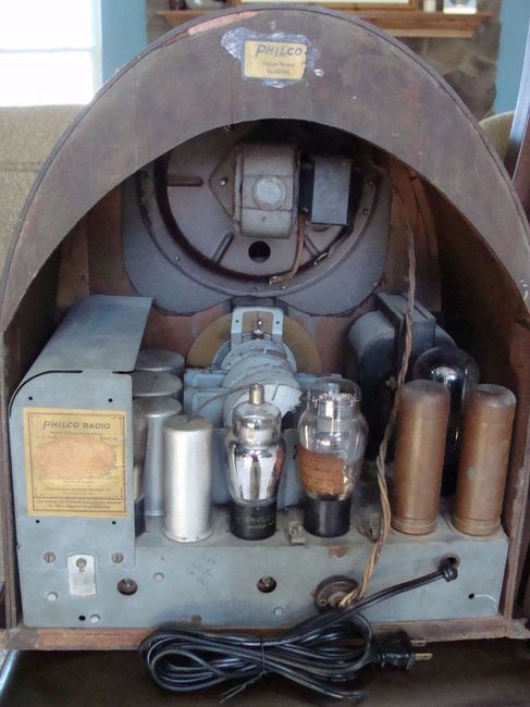 Philco_70_me5