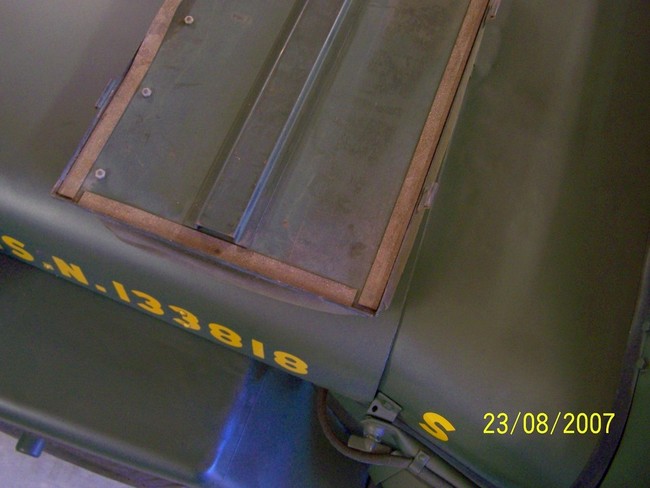 Rear_seat_002