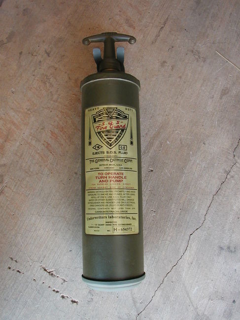 Replica WW2 Fire Guard Extinguisher with Bracket