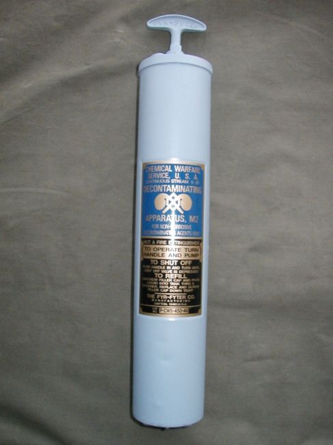 Replica Fyr-Fyter M2 Decontaminator