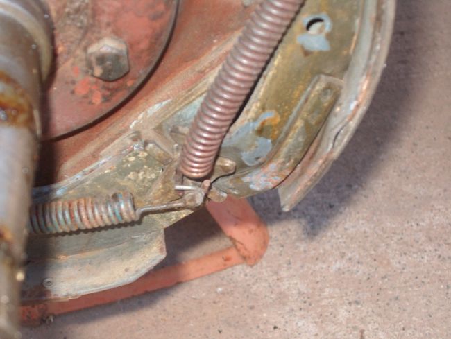 Right brake shoe bent