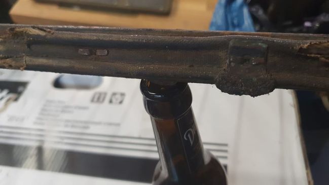 Slat split rivets CDLV