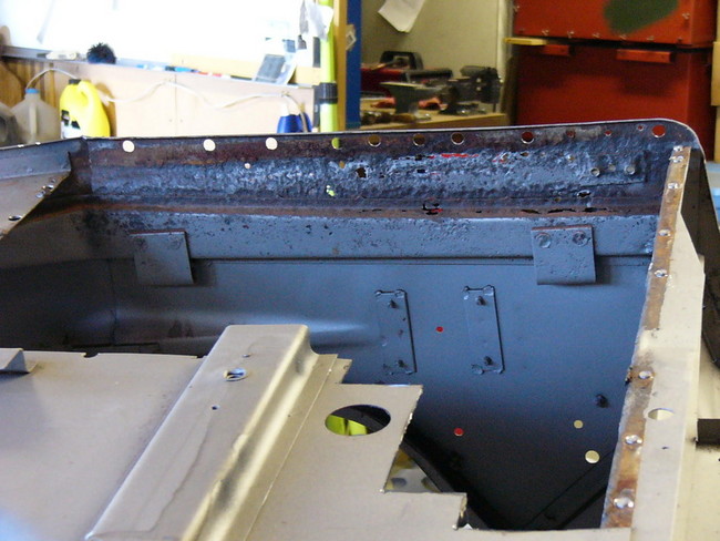 Sump_AC_wing_screws_006