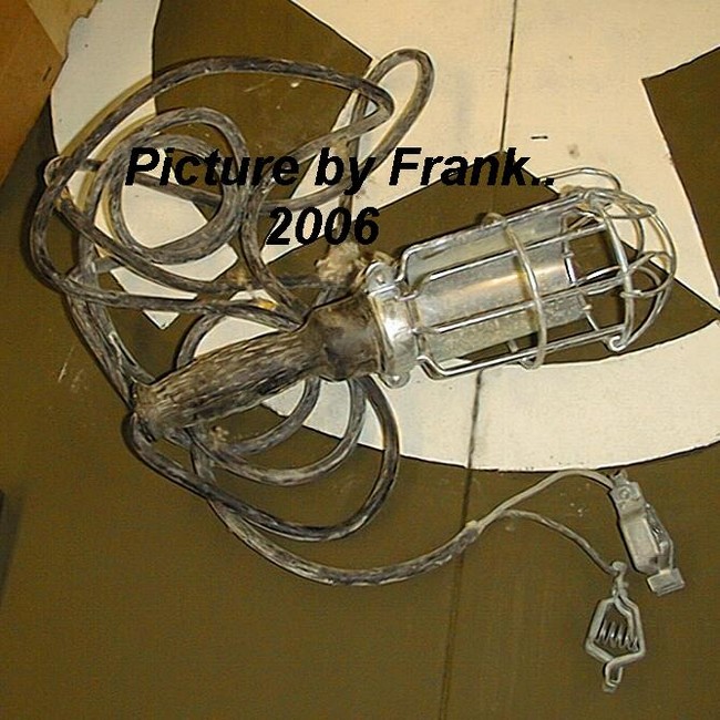 Troubble_lamp_01