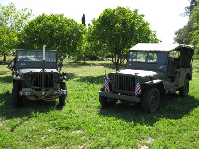 Two_Old_War_Buddys_012