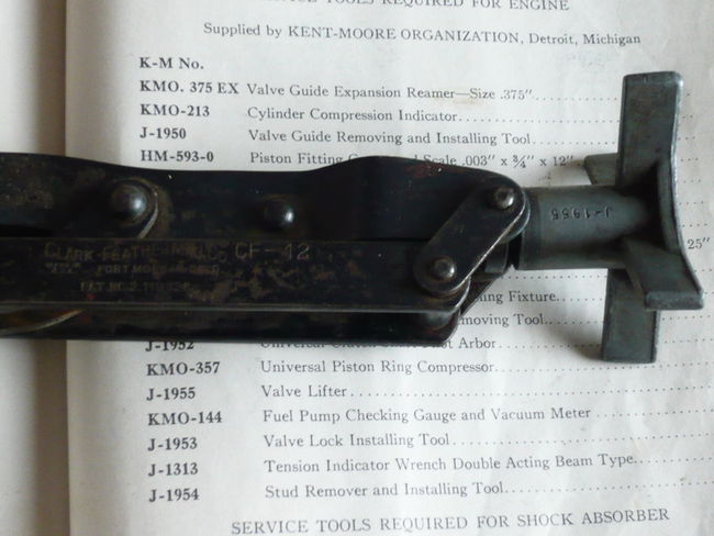 Valve_tool_lifter