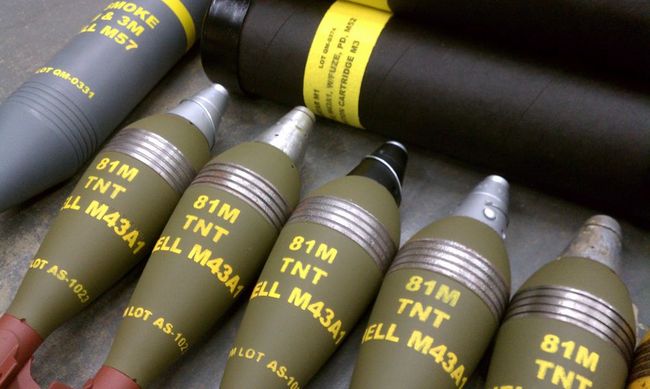 WWII_81mm_Mortar_Rounds_02