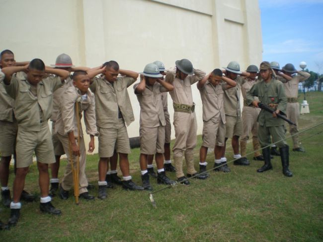 Mini Reenactment