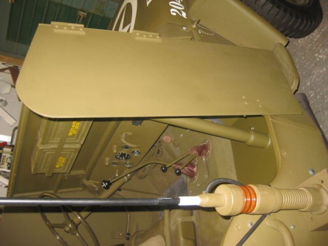armored_jeep_003