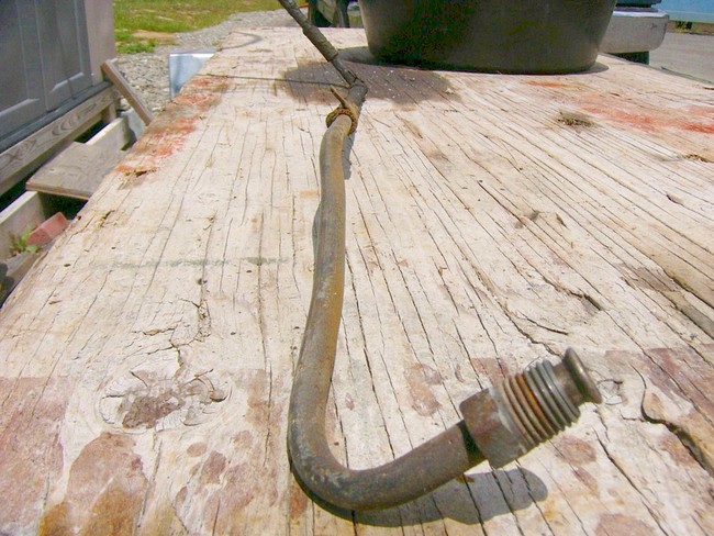 gas_line_from_tank_004