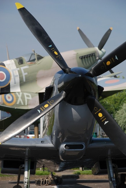 hendon_003