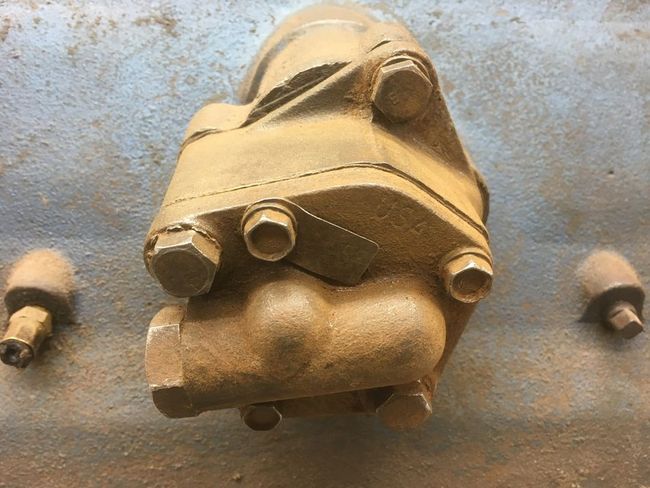 Oil pump