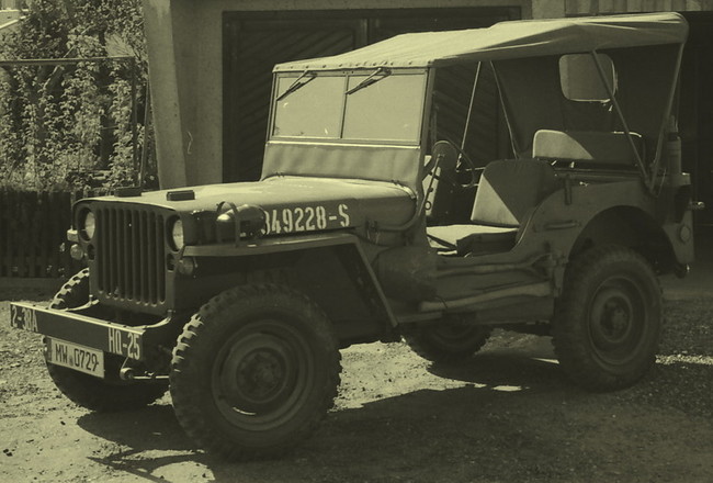 jeep_antik