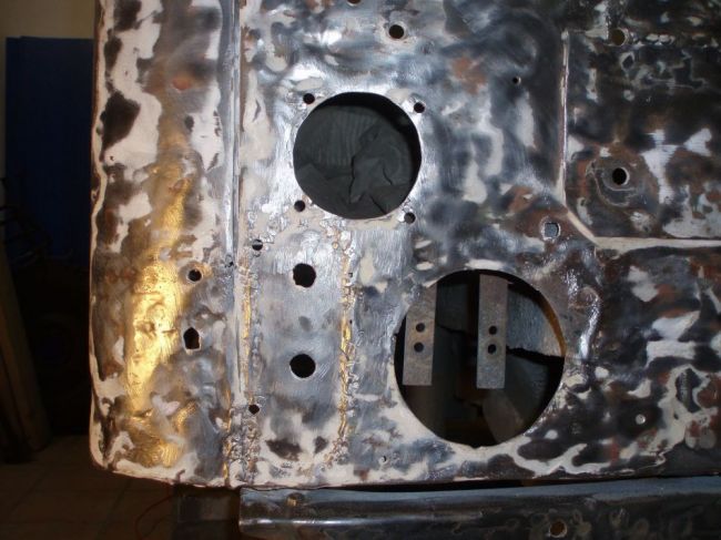 rear panel left