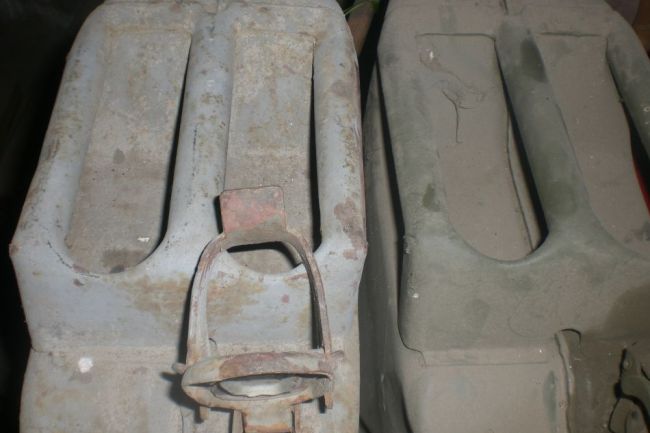 mistery_jerrycan_1