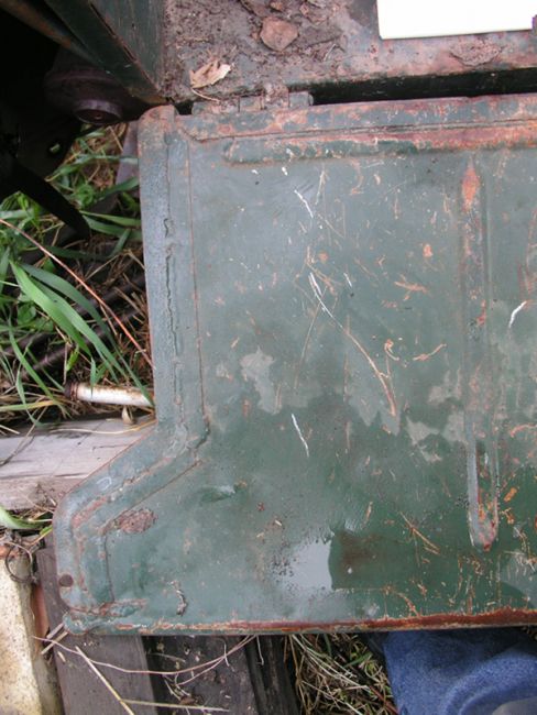 tailgate_left_inside