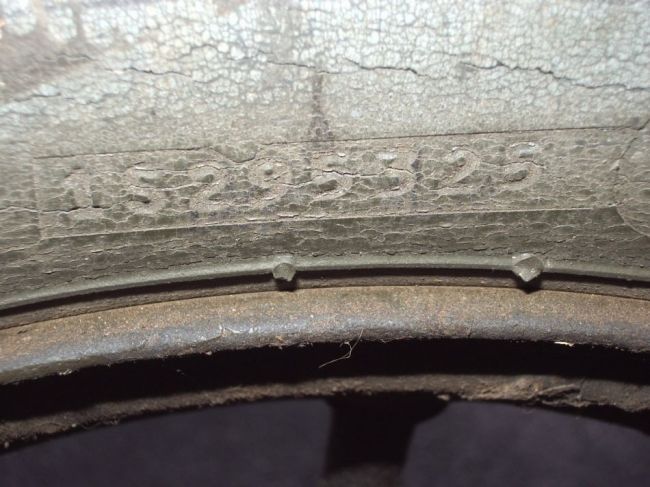 tire_code_002