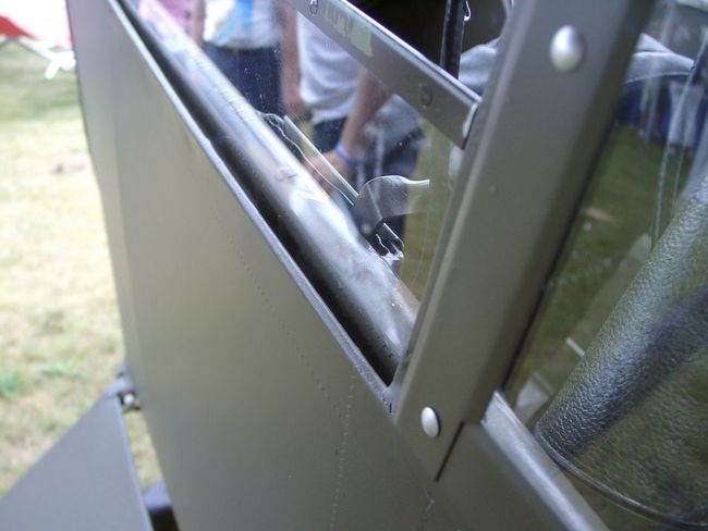 window_sliding_rear_lower_cu