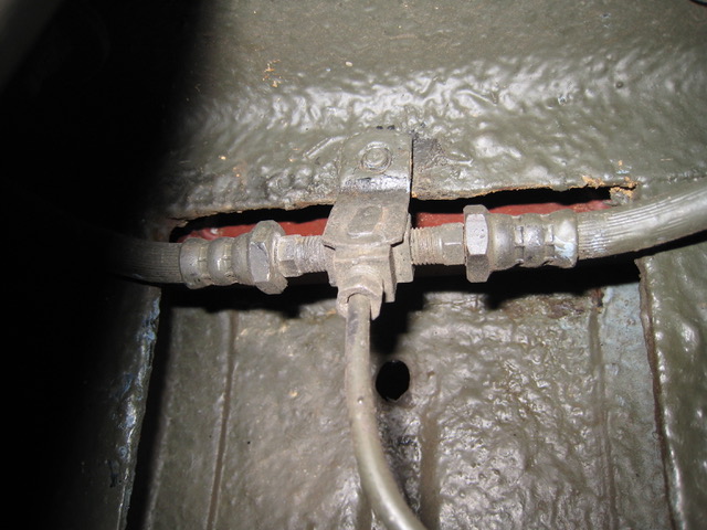rear_brake_T-junction_block1