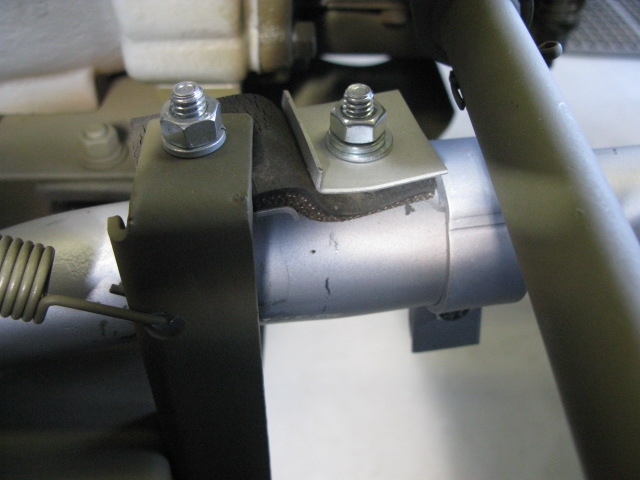 rubber_hanger_close-up