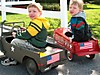 HPIM0287pedalcar_boys_2.JPG