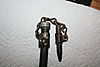 clips_on_pump_002.jpg