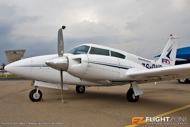 Piper PA-30 Twin Comanche ZS-DVD