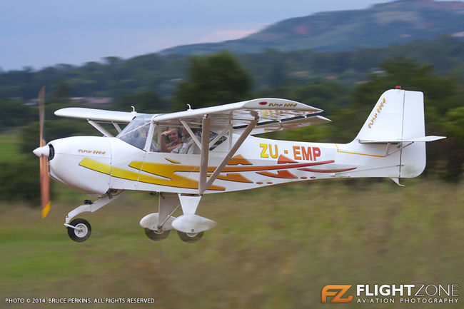 KFA Bushbaby ZU-EMP Panorama Airfield