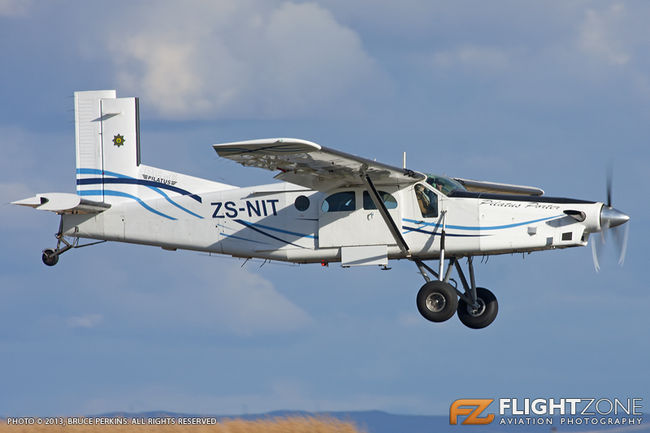 Pilatus PC-6 ZS-NIT Rand Airport FAGM SA Police