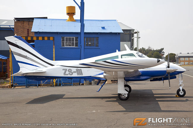 Cessna 310 ZS-III Rand Airport FAGM
